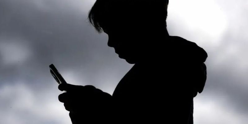 Giới Hạn Độ Tuổi